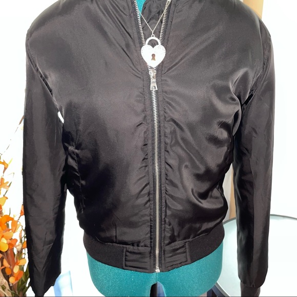 Forever 21 | Black Graphic Print Bomber Jacket - Picture 5 of 5